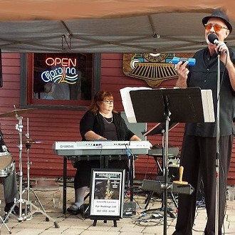 Smooth Groove Quartet at the Depot