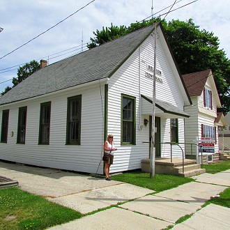 Old Town Hall Studio, Don & Eileen Urness