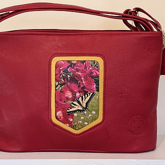 Pam Bronk, custom made leather handbags and accessories.  Bronk Chrysalis Studio